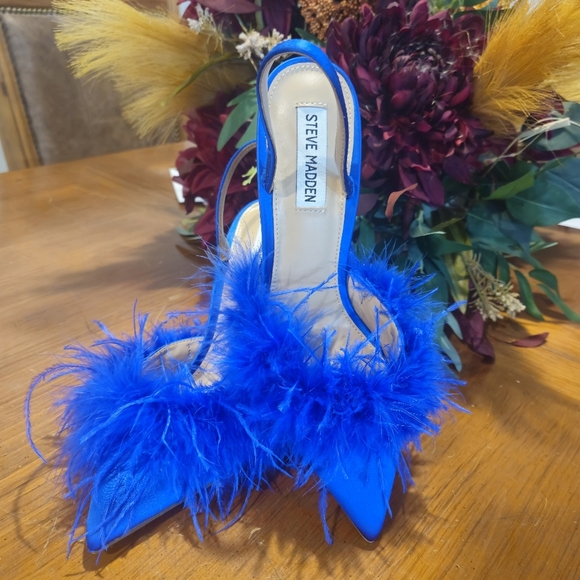 New STEVE MADDEN Woman's Shoes Back Sling SATIN FEATHERS Stiletto Heel Sz 8.5 - Picture 7 of 13